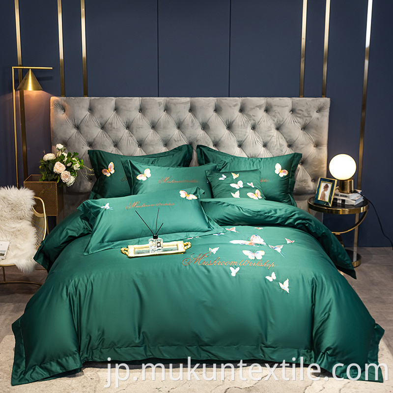 Embroidery Bedding Set 2